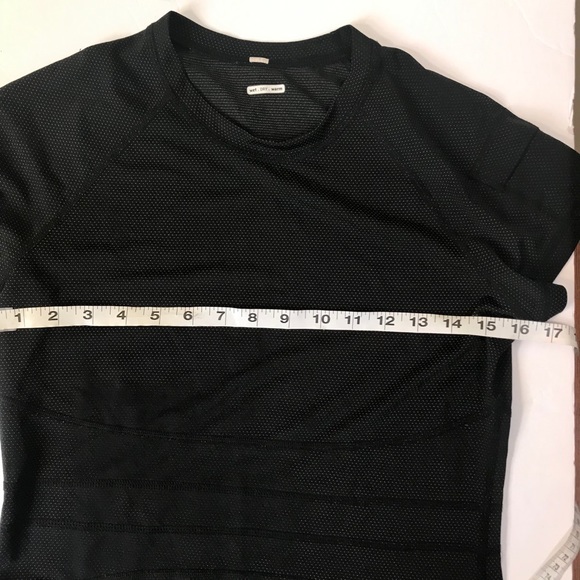Lululemon Silverscent Top Wet Dry Warm Shirt Yoga Lightweight Crew Neck Shirt S - Picture 10 of 15